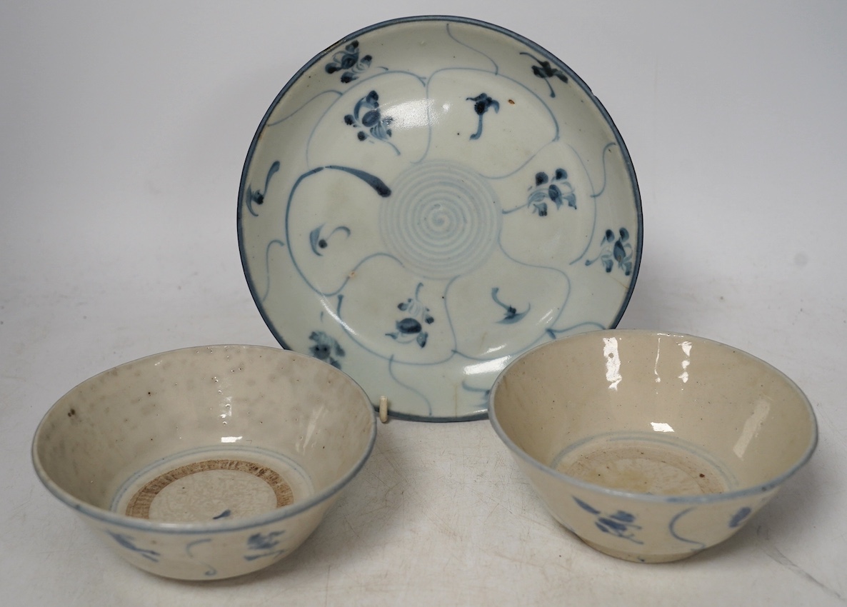 Three pieces of Chinese Teksing cargo comprising two bowls and a dish, largest 18.5cm. Condition - fair, hairline crack to dish